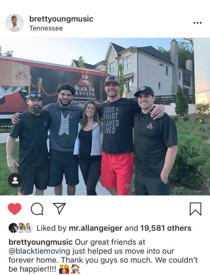 Photo of Black Tie Moving