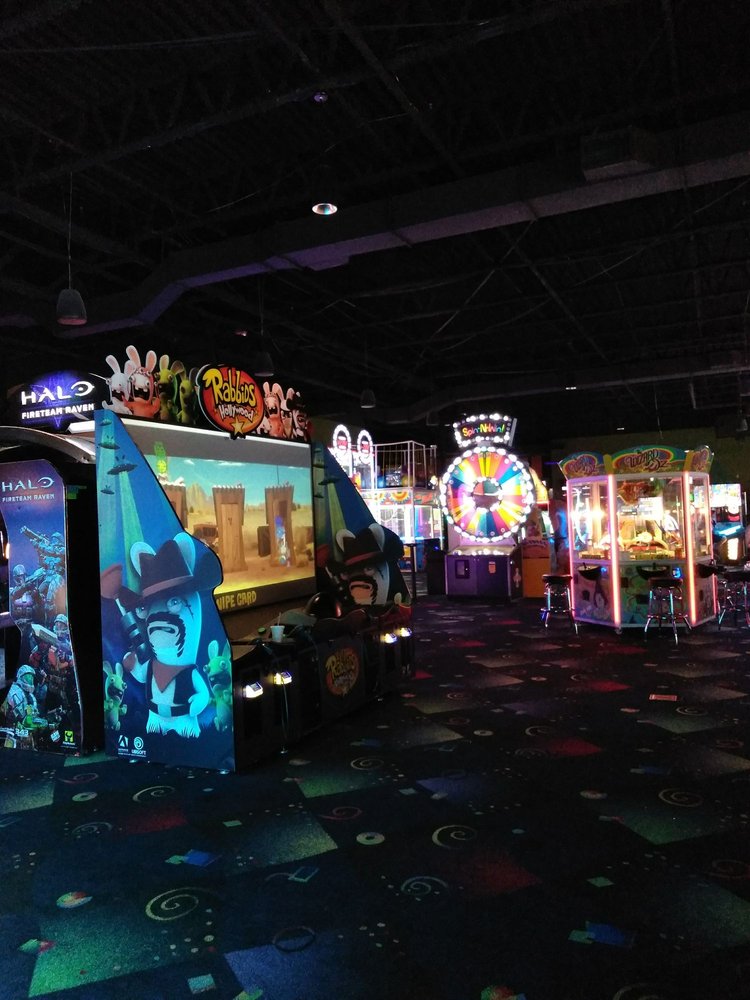 Photo of Stars And Strikes
