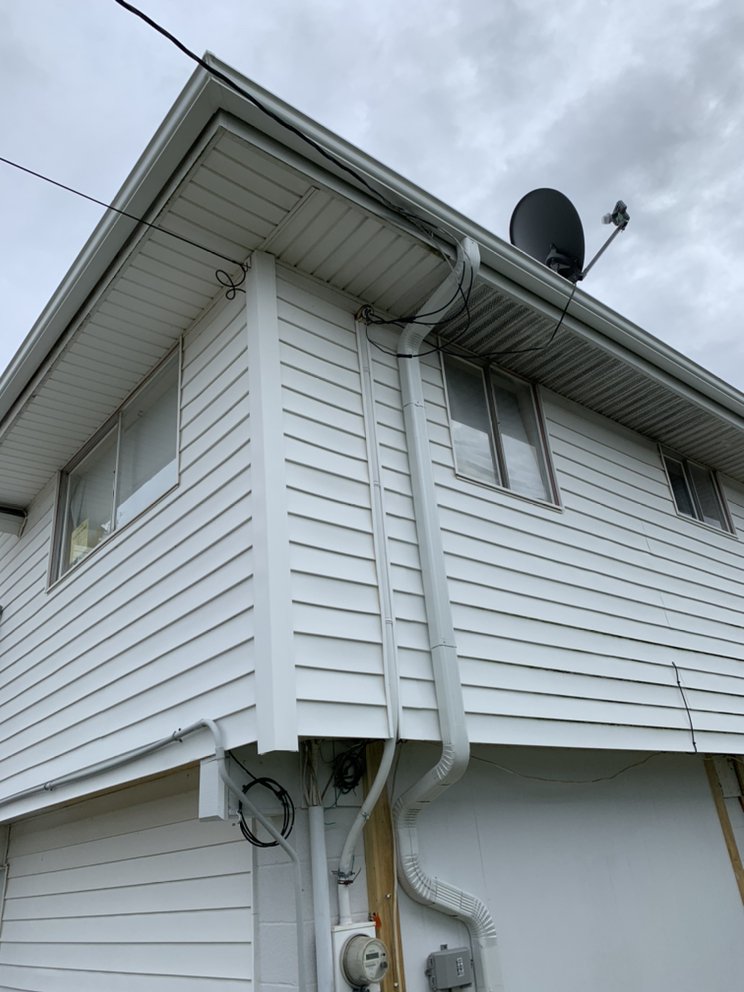 Photo of Gutt'r Done Seamless Aluminum Gutters