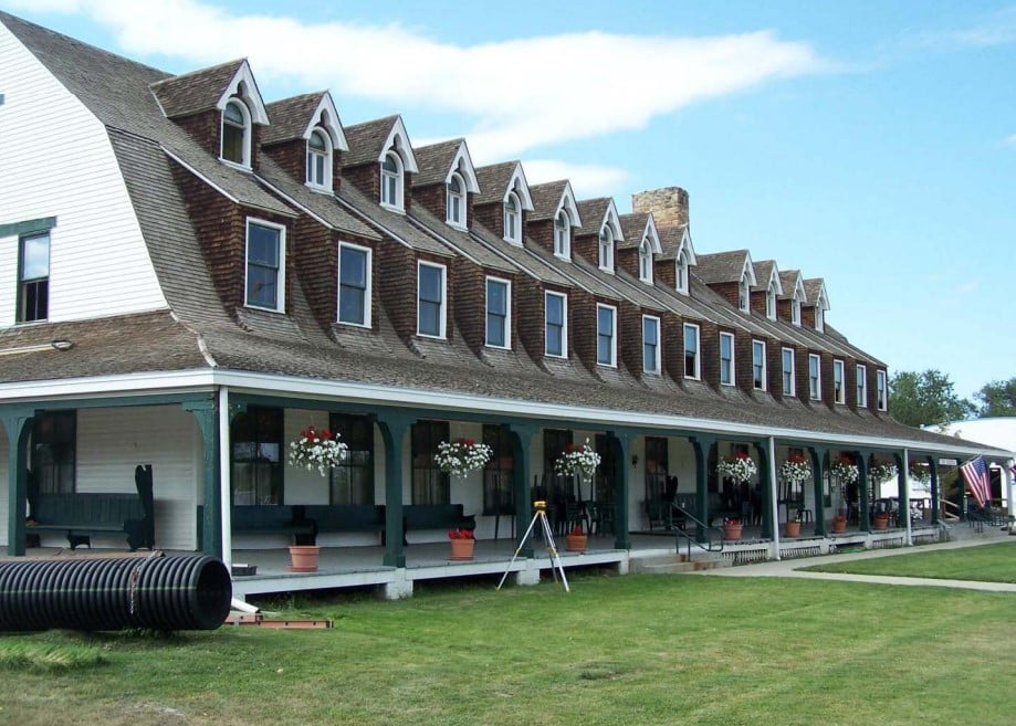 Photo of Demilec