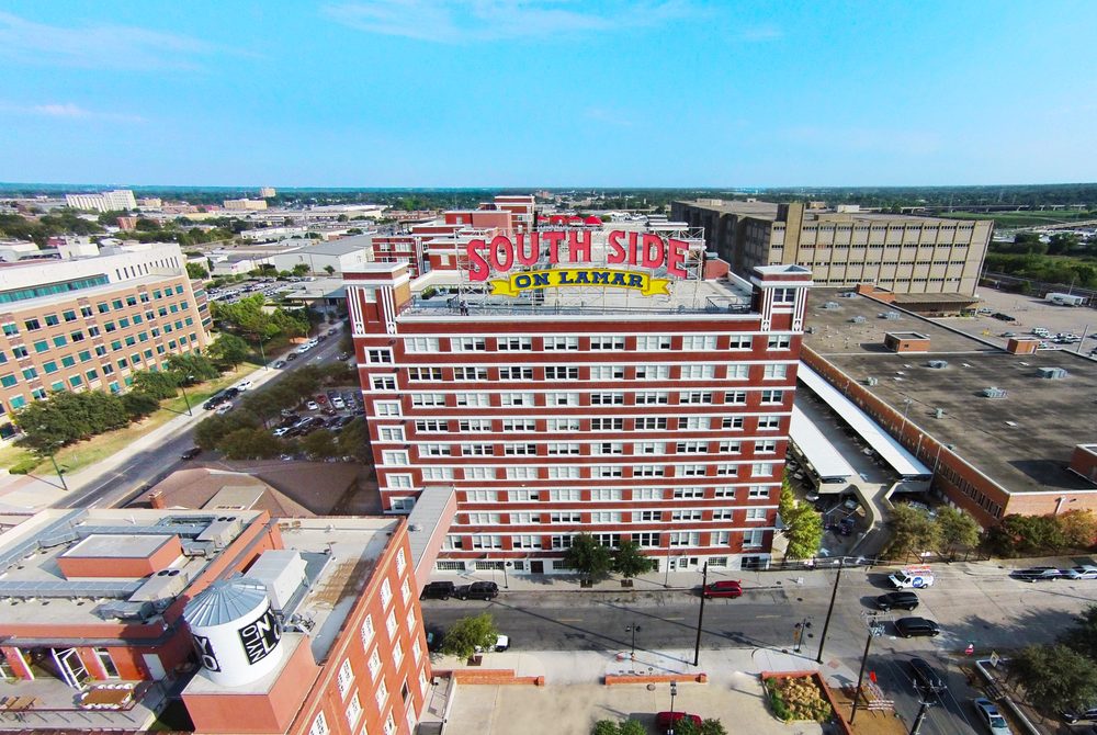 Photo of South Side on Lamar