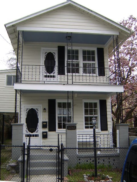 Photo of Dick Luke Co