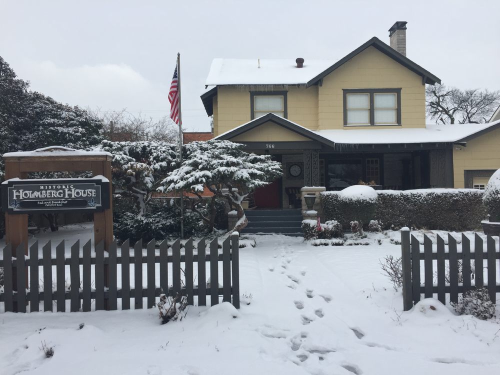 Photo of Holmberg House Bed & Breakfast