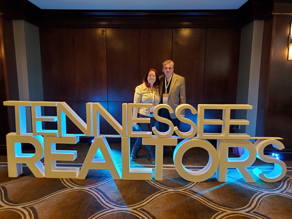 Photo of Karen Hoff Team - Historic & Distinctive Homes