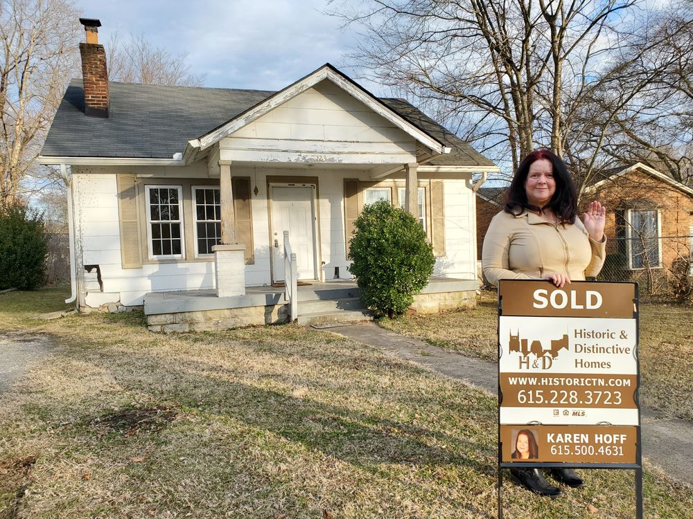 Photo of Karen Hoff Team - Historic & Distinctive Homes
