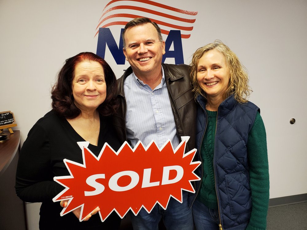 Photo of Karen Hoff Team - Historic & Distinctive Homes