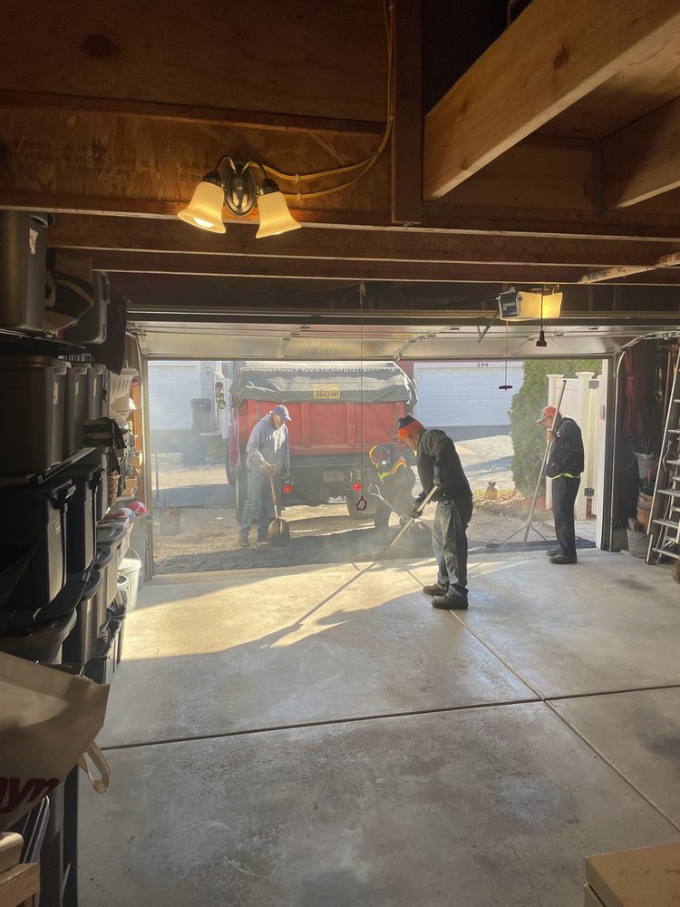 Photo of Guillen Asphalt Paving Coating