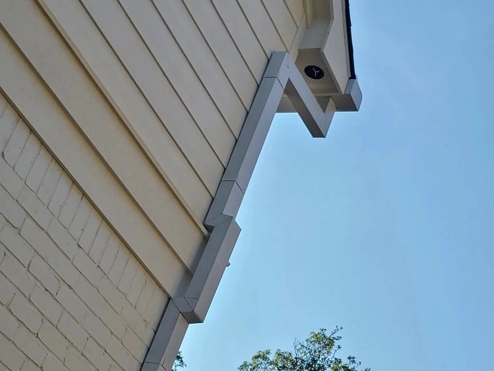 Photo of Seamless Box Gutter
