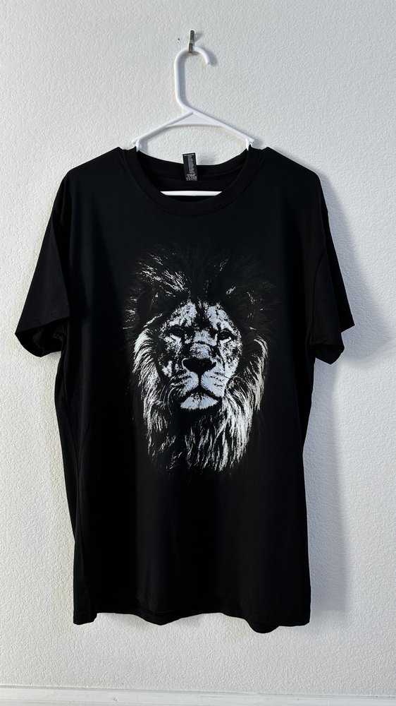 Photo of Iconiq Tee