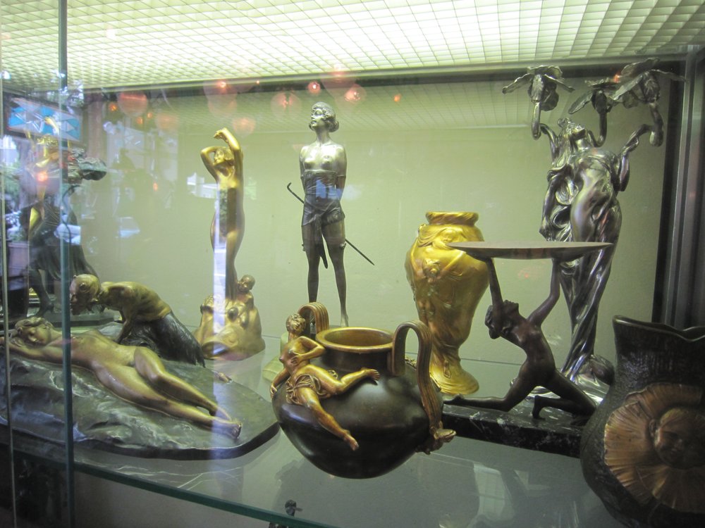 Photo of Woodchuck Antiques