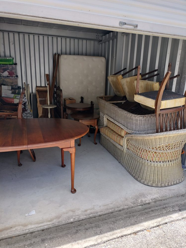 Photo of We Box & Haul