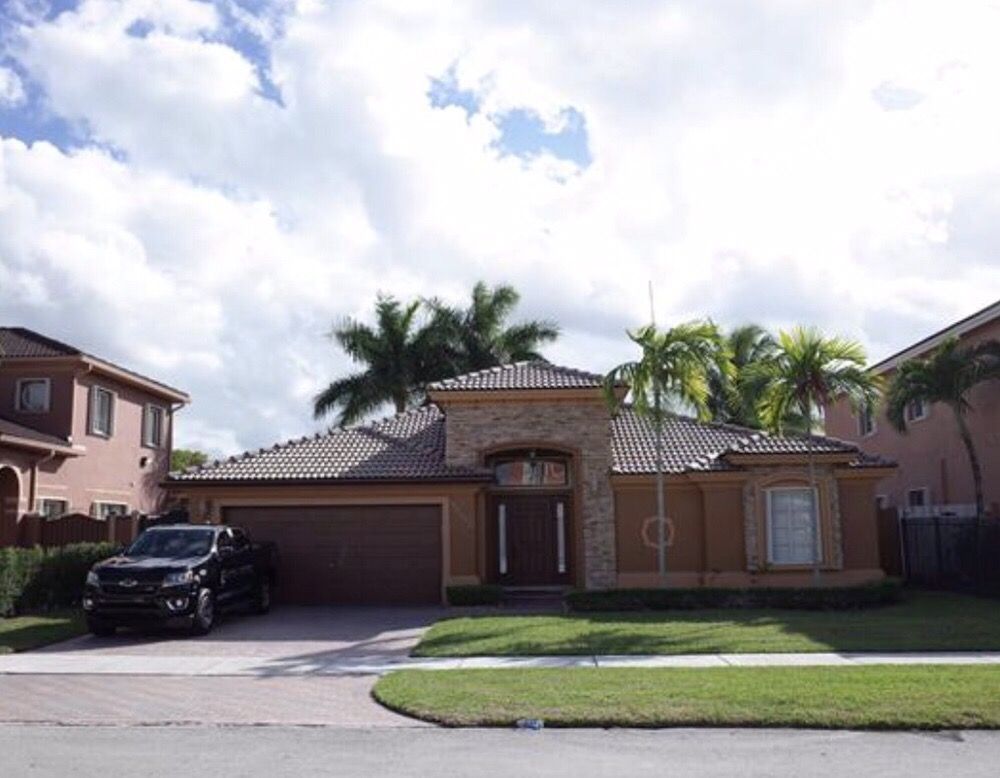 Photo of Living Premises - eXp Realty