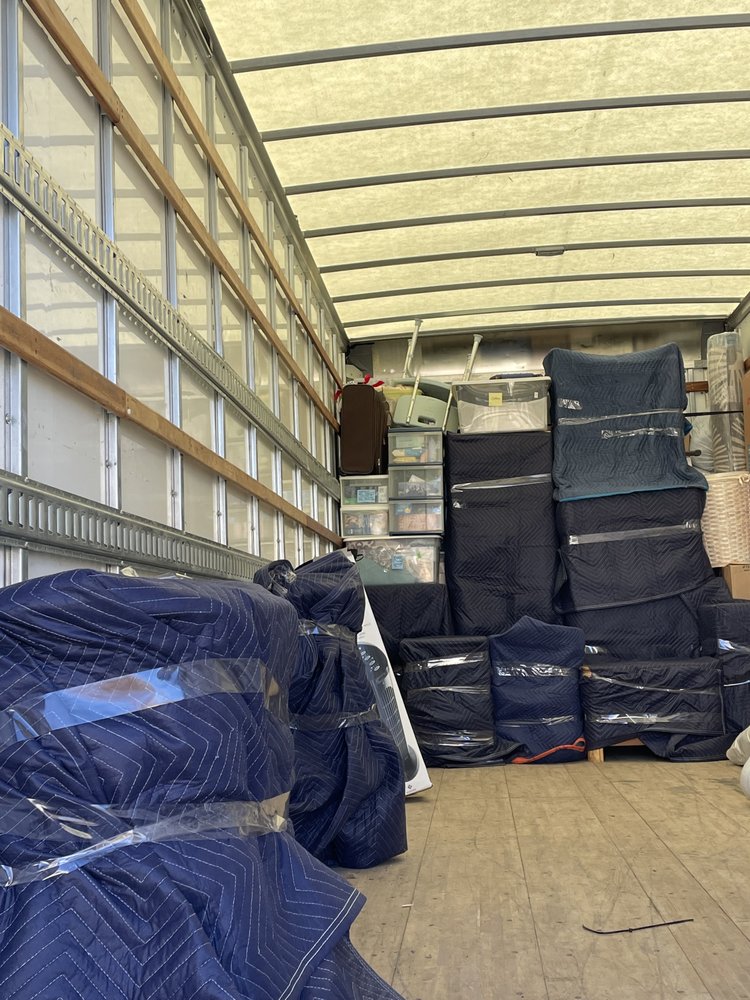 Photo of Extra Mile Movers