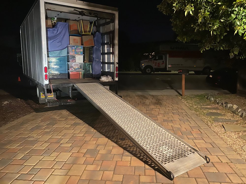 Photo of Seattle's Best Moving & Delivery