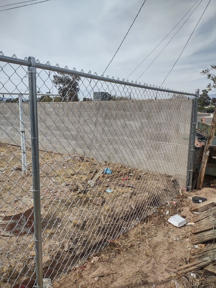Photo of Las Vegas fence Erector