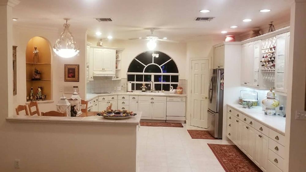 Photo of Artistic Wood Finishing
