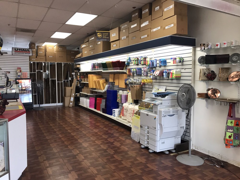 Photo of Postal Max