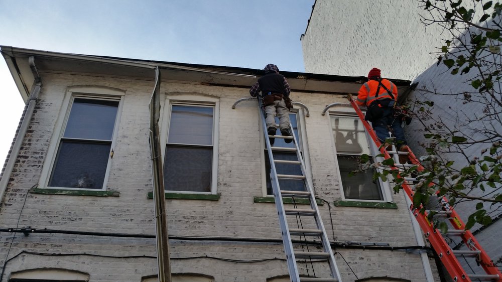 Photo of Amway Roofing