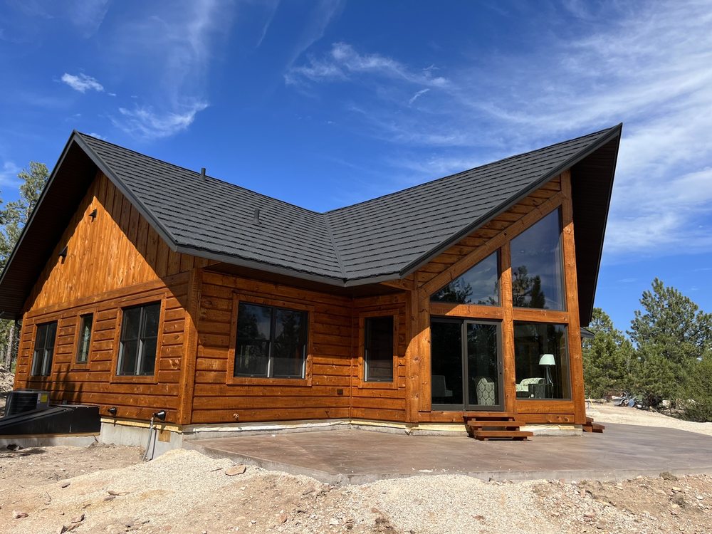 Photo of Golden Eagle Log Homes