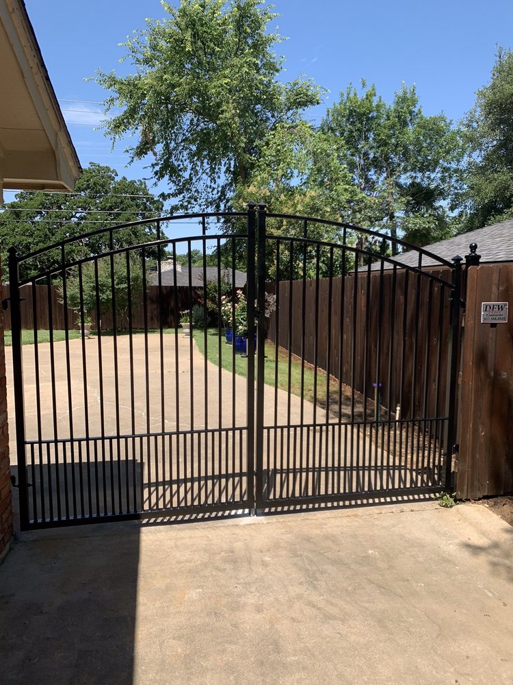 Photo of DFW Fence Contractor