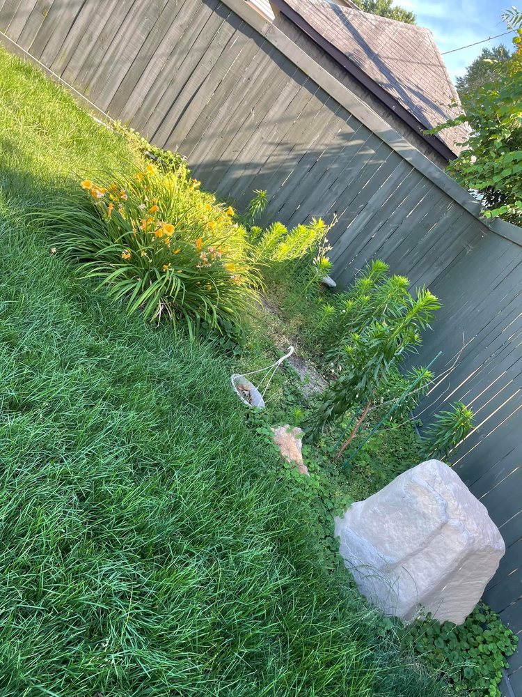 Photo of L&A Custom Landscaping & Lawn Care