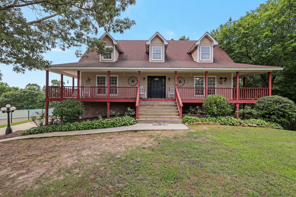 Photo of Charity Blackmon - Keller Williams Realty