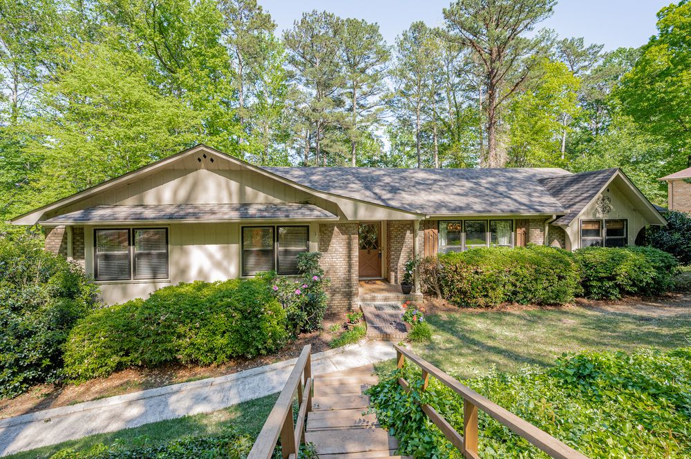 Photo of Charity Blackmon - Keller Williams Realty