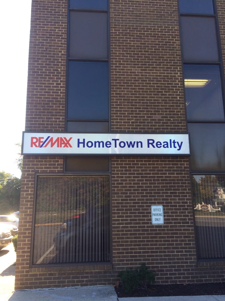 Photo of RE/MAX HomeTown