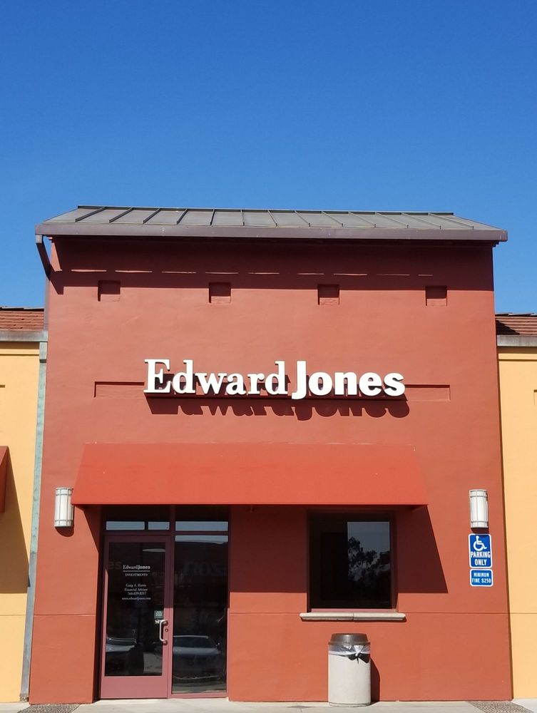 Photo of Edward Jones - Financial Advisor: Craig A Harris