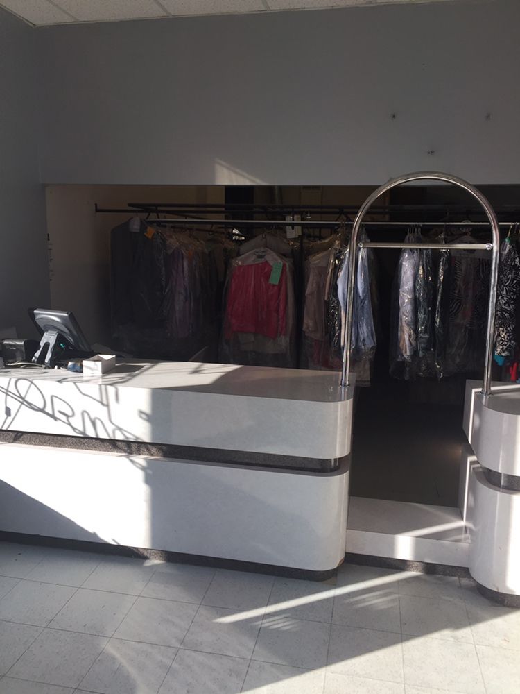 Photo of Courtesy Cleaners
