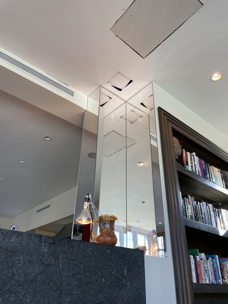 Photo of A Cutting Edge Glass & Mirror