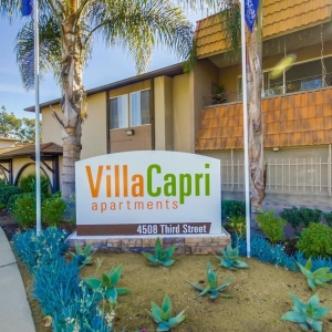 La Mesa Villa Capri Apartments