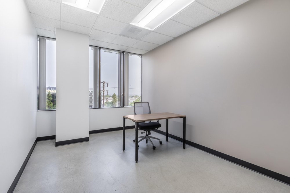Photo of Regus California Commerce Corporate Center