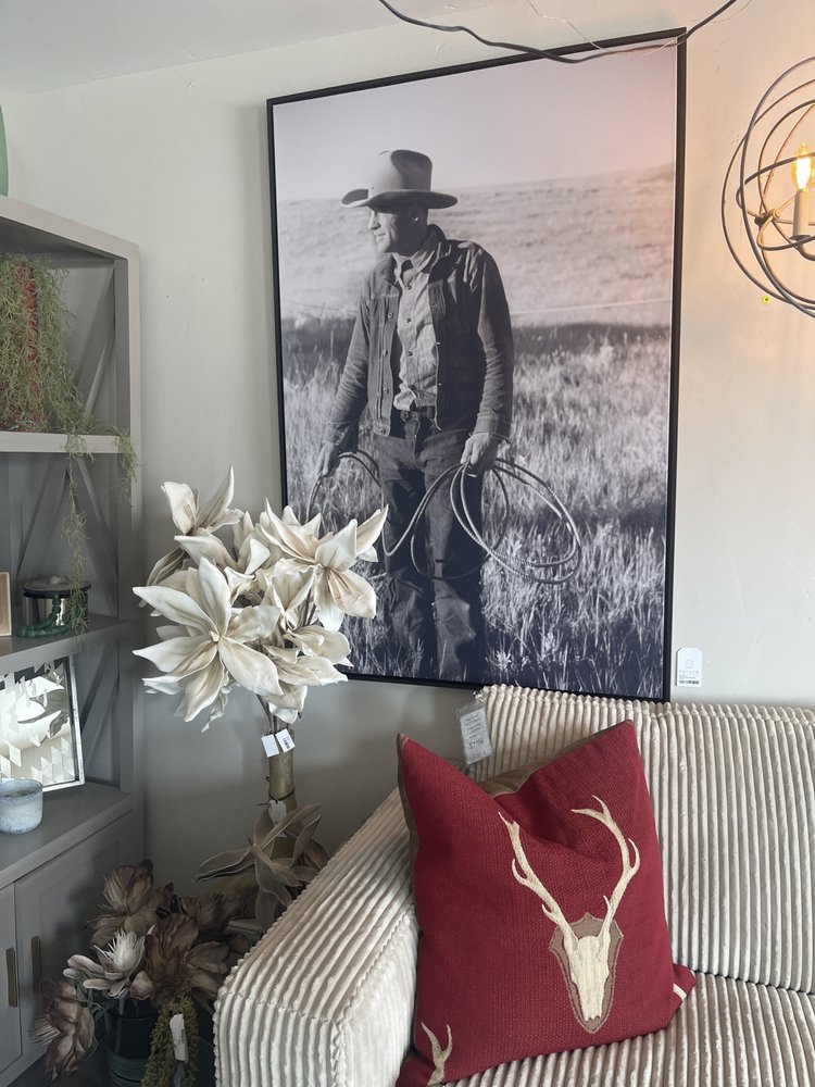 Photo of Spruce Personalized Decor
