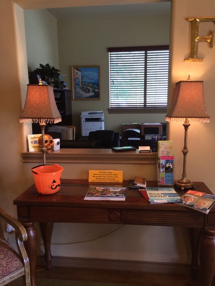 Photo of Fred Flores CPA
