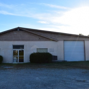Manchester Coffee County Realty & Auction