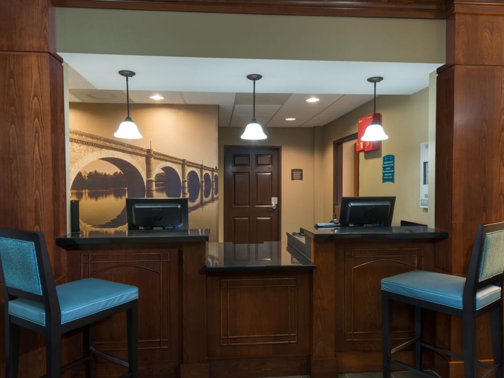 Photo of Staybridge Suites Memphis-Poplar Ave East