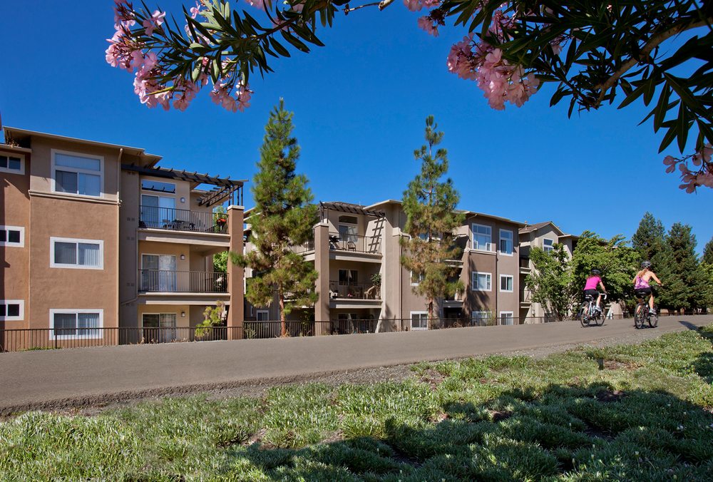 Photo of Park Sierra at Iron Horse Trail Apartments
