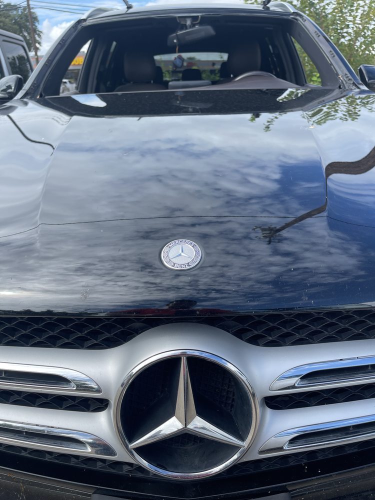 Photo of Saber auto glass