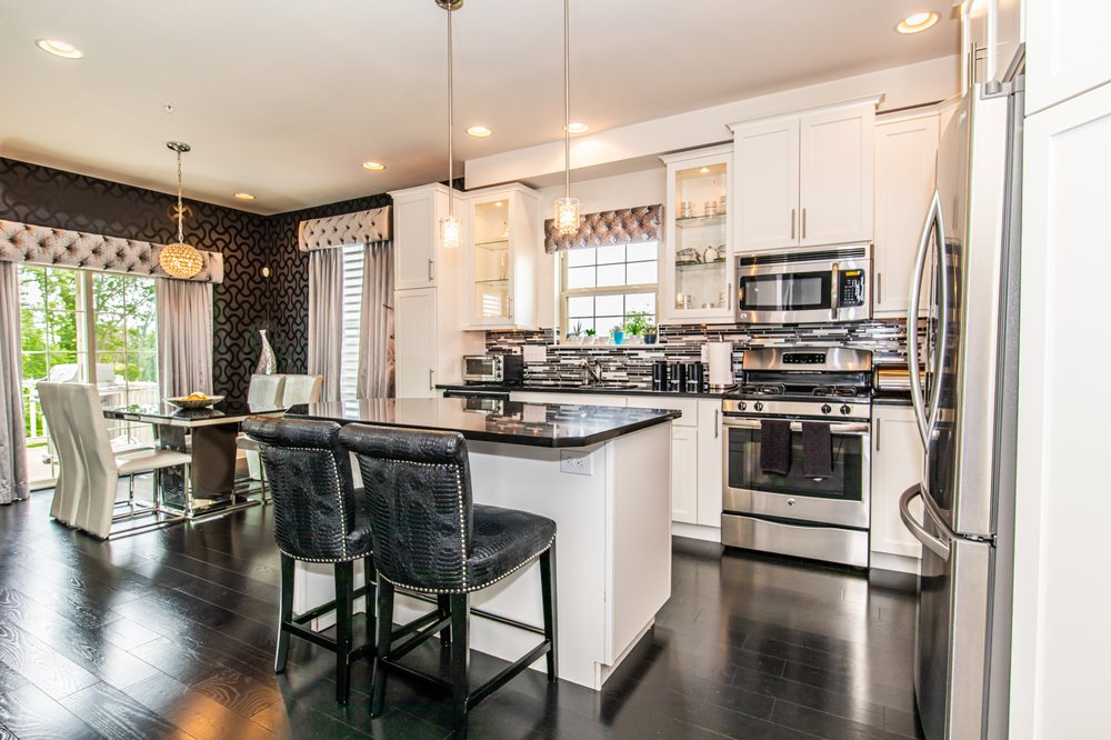 Photo of R&R Staging and Interior Design