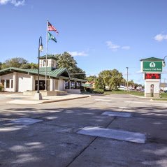 Photo of Country Club Bank