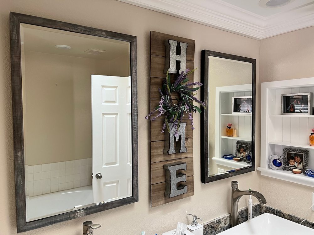 Photo of Discount Glass and Mirror