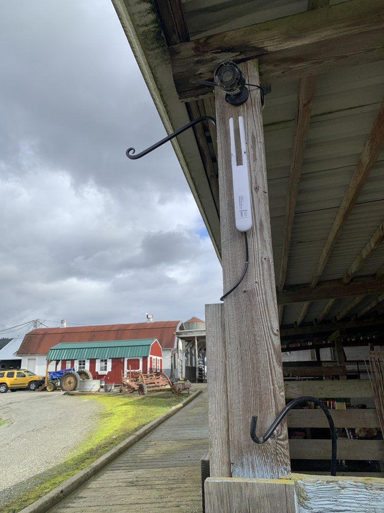 Photo of Honest Lake Wireless