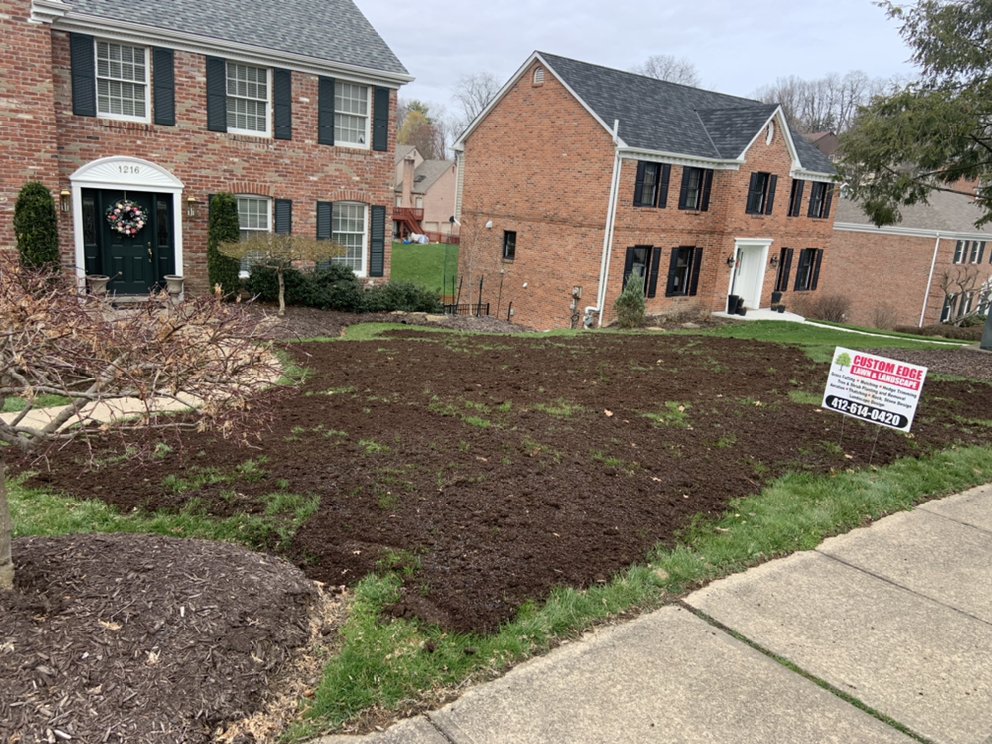 Photo of Custom Edge Lawn And Landscape