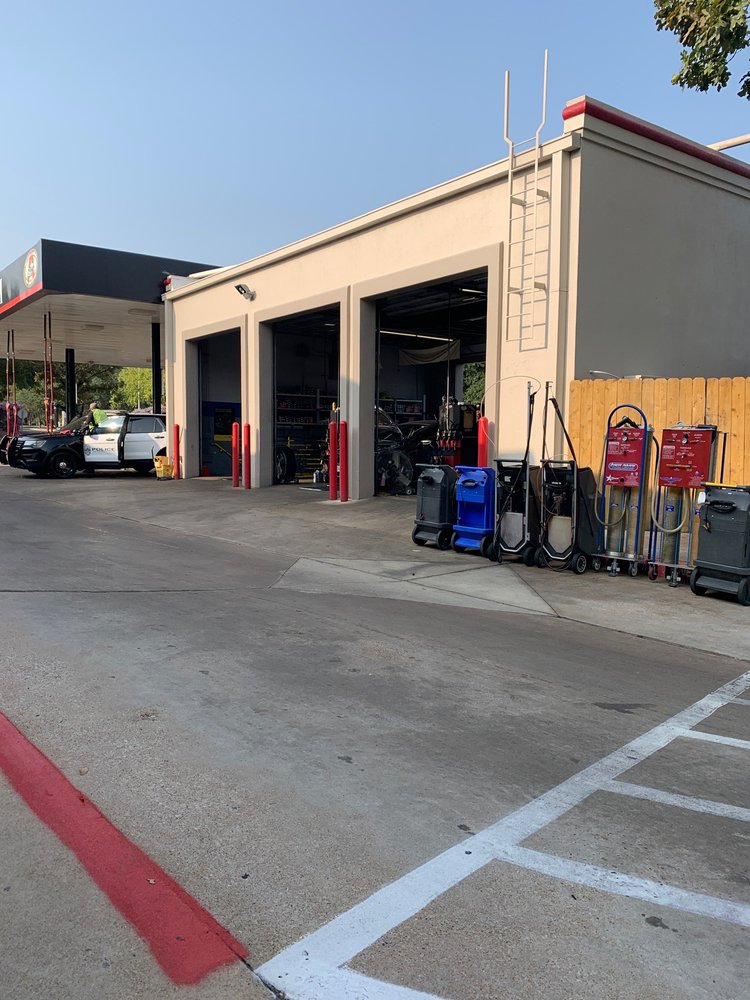 Photo of Arbor Car Wash and Lube Centers