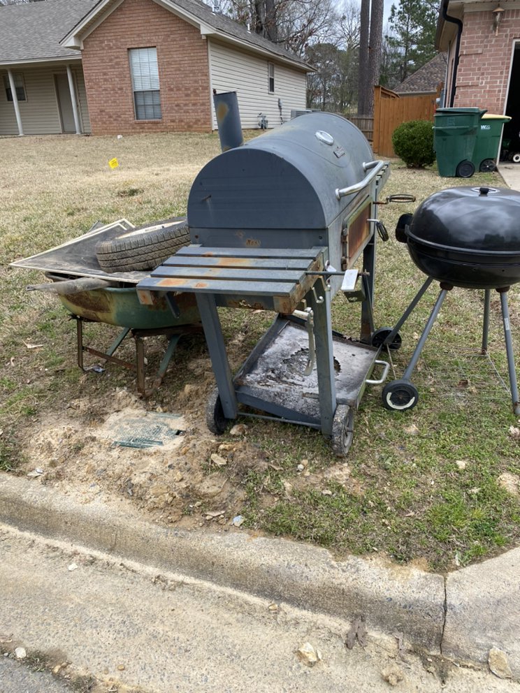 Photo of PEEPLES Junk Removal