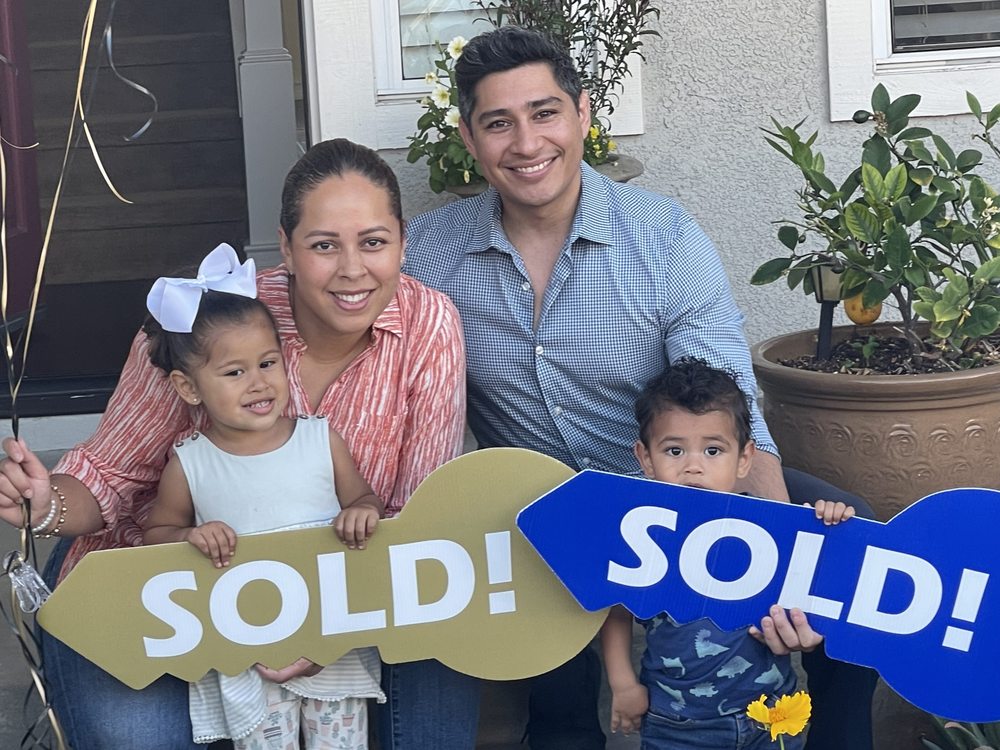 Photo of Marilyn Arrieta - Coldwell Banker West