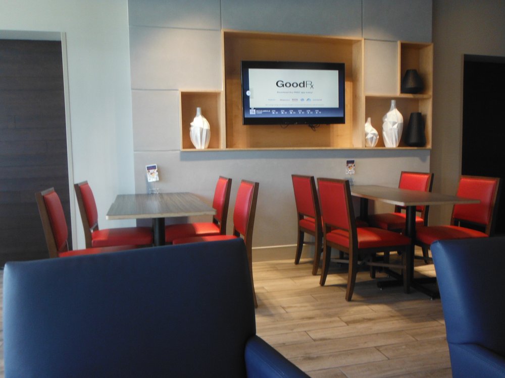 Photo of Holiday Inn Express & Suites Summerville