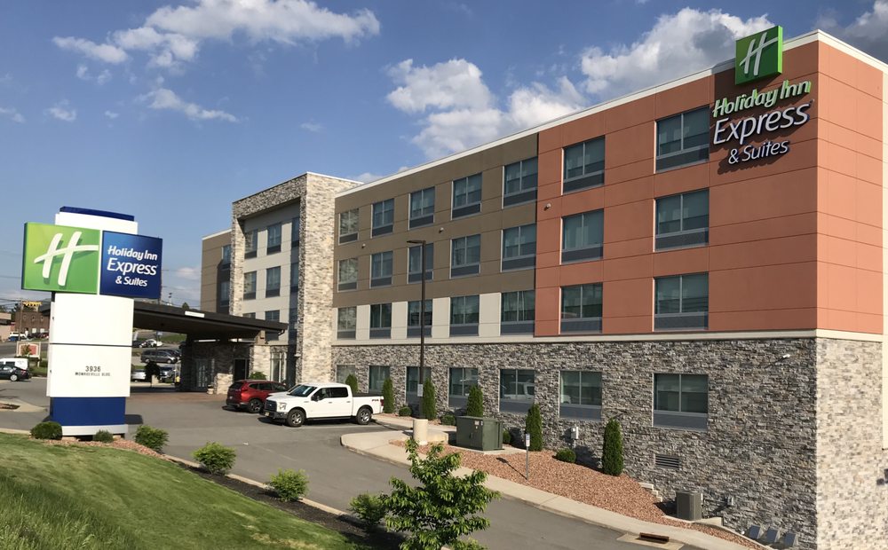 Photo of Holiday Inn Express & Suites Pittsburgh - Monroeville
