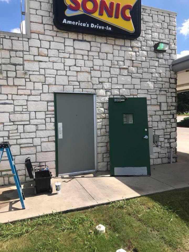 Photo of Ronnie's 24 Hour Glass And Door Repair